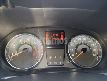 foto Renault Clio Mío 5P Confort Pack Sat usado (2015) color Blanco precio $220.000
