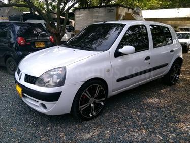 foto Renault Clio 1.6L RS usado (2008) color Blanco precio $21.500.000
