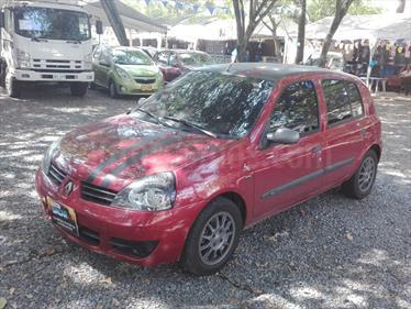foto Renault Clio Campus usado (2015) color Rojo Fuego precio $25.000.000