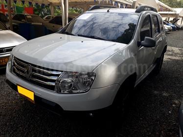 foto Renault Duster 2.0L Dynamique 4x2 usado (2016) color Blanco Ártico precio $47.500.000