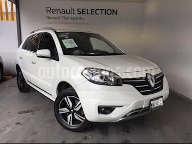 Foto venta Auto Seminuevo Renault Koleos Bose (2016) color Blanco Candy precio $265,000