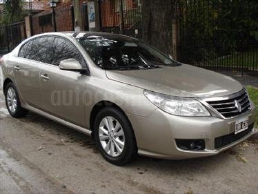 foto Renault Latitude 2.0 Dynamique usado (2012) color Plata Metálico precio $7.500.000