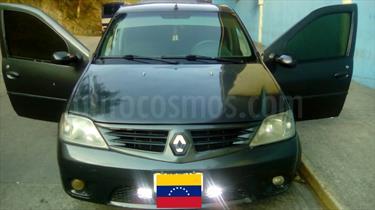 foto Renault Logan 1.6lt usado (2008) color Gris Cromo precio u$s1.500