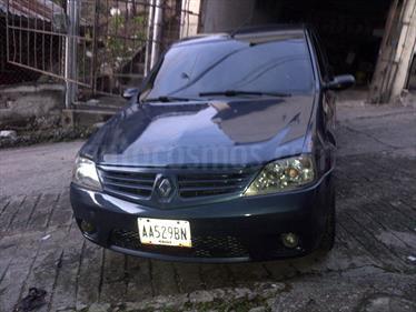 foto Renault Logan Dynamique 1.6L usado (2010) color Azul precio u$s1.300
