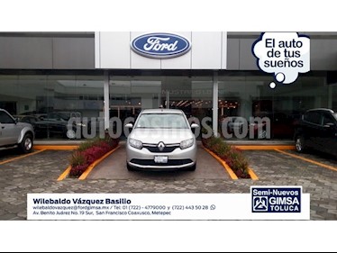 Foto venta Auto Seminuevo Renault Logan Expression (2017) color Plata precio $129,000