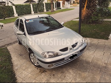 foto Renault Mégane Bic 1.6 Pack Plus usado (2003) color Beige Metálico precio $138.000