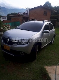foto Renault Sandero Stepway Dynamique usado (2018) color Gris precio $43.000.000