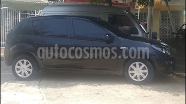 foto Renault Sandero Authentique usado (2013) color Negro precio $22.000.000