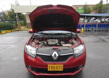 foto Renault Sandero Expression Plus usado (2016) color Rojo Fuego precio $29.000.000