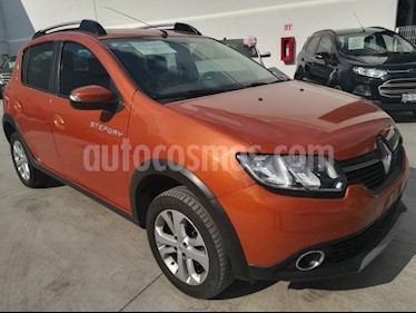 Foto venta Auto Seminuevo Renault Sandero Expression (2016) color Naranja precio $147,000