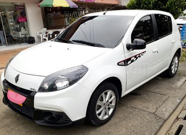 foto Renault Sandero GT usado (2013) color Blanco precio $25.500.000