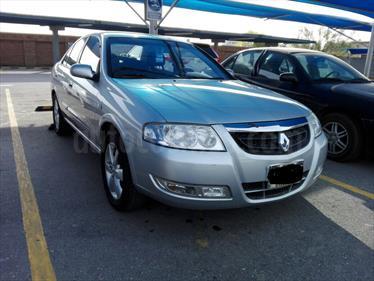 Foto venta Auto Usado Renault Scala Dynamique (2011) color Gris Plata precio $86,000