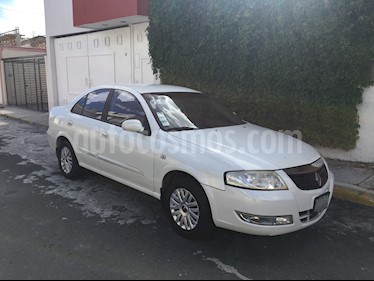 Foto venta Auto Seminuevo Renault Scala Dynamique (2013) color Blanco Diamante precio $95,000