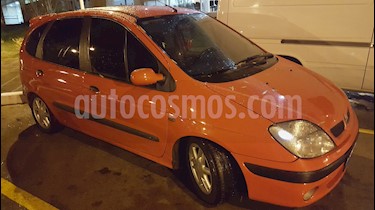 foto Renault Scénic 1.9 TDi Confort usado (2000) color Rojo Vivo precio $140.000