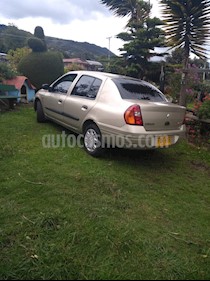 foto Renault Symbol 1.4 Autentiqu? usado (2003) color Marrón precio $10.800.000