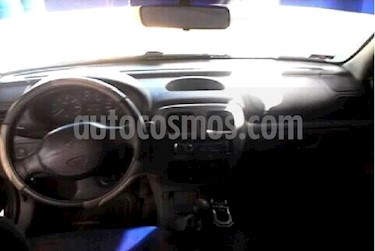 Foto venta carro usado Renault Symbol Sinc. (2002) color Azul precio u$s1.300