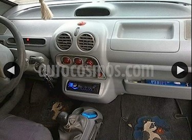Foto Renault Twingo Dynamique 1.2L usado (2006) color Azul precio u$s1.300