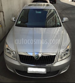 Foto venta Auto usado Skoda Octavia 1.8L Elegance Aut DSG7 (2011) color Plata precio $5.500.000