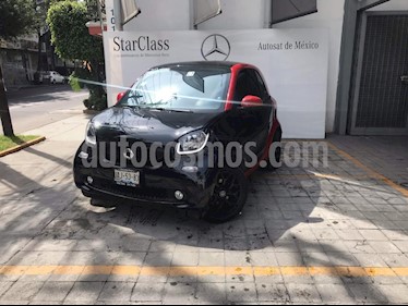 Foto venta Auto Seminuevo smart Fortwo CoupA© (2016) color Negro precio $225,000