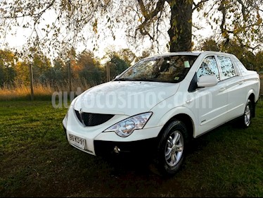 Foto venta Auto Usado SsangYong Actyon Sports 2.0L 4x2 Full (2008) color Blanco precio $6.700.000