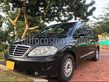 Foto venta Carro usado Ssangyong Stavic 2.7L TDi (2011) color Negro precio $35.800.000