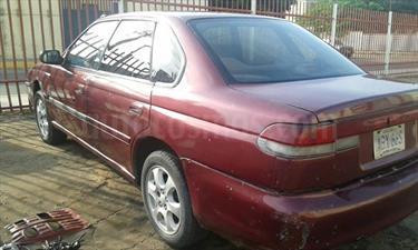 Subaru Legacy GL 2.0 AWD Auto usado (1998) color Rojo precio u$s400