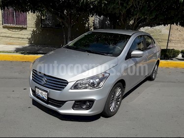 Foto venta Auto Seminuevo Suzuki Ciaz GLS (2018) color Plata precio $237,000