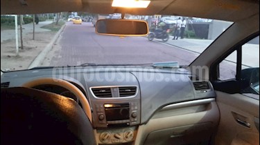 Foto venta Carro usado Suzuki Ertiga GL Aut (2015) color Plata precio $36.000.000