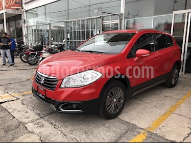 Foto venta Auto Seminuevo Suzuki S-Cross GLX Aut (2014) color Rojo precio $200,000