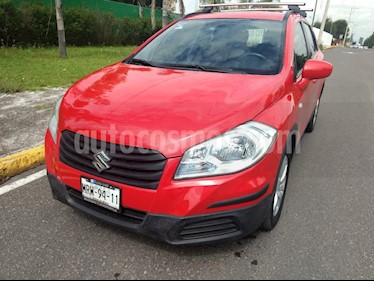 Foto venta Auto Seminuevo Suzuki SX4 Sedan GL (2014) color Rojo precio $177,000