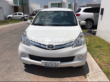 Foto venta Auto usado Toyota Avanza Premium Aut (2012) color Blanco precio $99,000