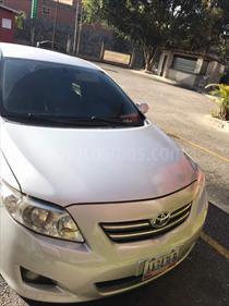 Foto Toyota Corolla GLi 1.8L Aut usado (2010) color Gris Aluminium precio u$s9.550