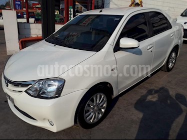 foto Toyota Etios Sedán XLS usado (2014) color Blanco precio $280.000