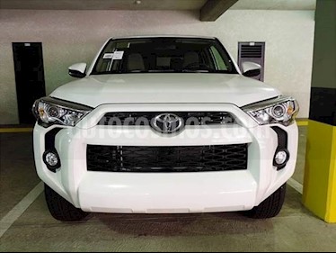 Foto Toyota Fortuner 4.0L Aut 4x4 usado (2016) color Blanco precio BoF1.170.145.152