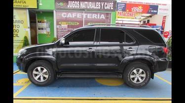 foto Toyota Fortuner Plus 4.0L V6 usado (2008) color Negro precio $56.000.000