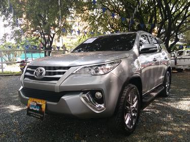 Foto venta Carro usado Toyota Fortuner Urbana 2.7L 4x4 Aut (2017) color Plata Metalico precio $130.000.000