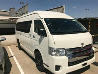 Foto venta carro usado Toyota Hiace 2.7L Panel (2010) color Blanco precio BoF800.000.000