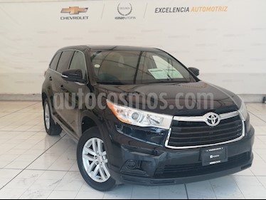 Foto venta Auto Seminuevo Toyota Highlander LE (2015) color Negro Onix precio $369,000
