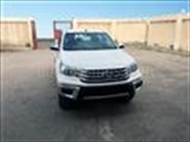 foto Toyota Hilux 2.4L Tdi 4x4 CS usado (2017) color Blanco precio u$s26,900