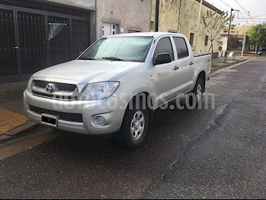 Foto venta Auto usado Toyota Hilux 2.5 4x2 DX Pack DC (2010) color Plata precio $380.000