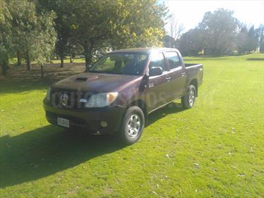 Foto venta Auto Usado Toyota Hilux 3.0 4x2 SRV TDi DC (2005) color Rojo Borgona precio $300.000