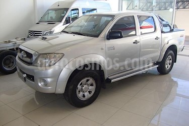Foto venta Auto usado Toyota Hilux 3.0 4x2 STD SC (2010) color Gris Claro precio $280.000