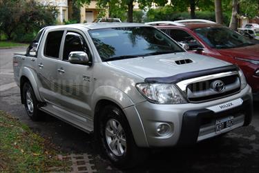 Foto venta Auto usado Toyota Hilux 3.0 4x4 SRV TDi DC Cuero Aut (2011) color Gris Oscuro precio $465.000