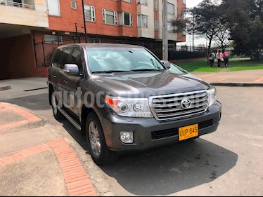 Toyota Land Cruiser 200 4.5L Elite Diesel usado (2014) color Gris Metalico precio $255.000.000