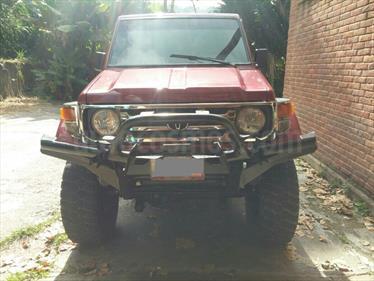 Foto venta carro Usado Toyota Macho Ch. Corto STD 4x4 (1999) color Rojo precio u$s5.300
