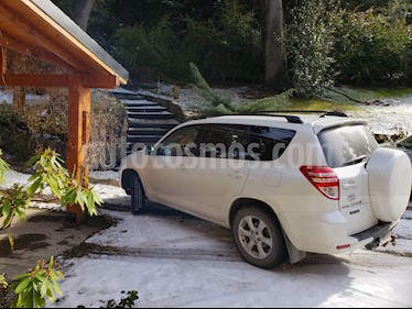 foto Toyota RAV4 2.5L Aut Full 4x4 usado (2011) color Blanco Perla precio $460.000