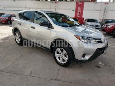 Foto venta Auto Seminuevo Toyota RAV4 LE (2014) color Plata precio $239,000