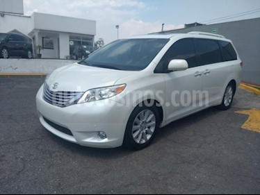 Foto venta Auto Seminuevo Toyota Sienna Limited 3.3L (2012) color Blanco precio $350,000