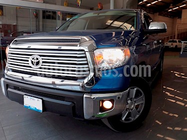Foto venta Auto Seminuevo Toyota Tundra 5.7L Limited 4x4 (2017) color Azul precio $699,000