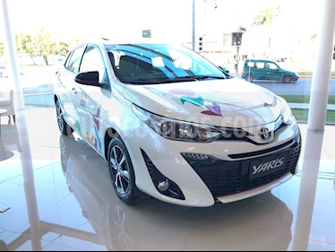 Foto venta Auto nuevo Toyota Yaris 1.5 CVT color Blanco precio $663.300